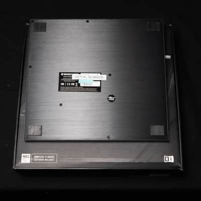 Native Instruments Maschine MK3 2017 - Black image 2