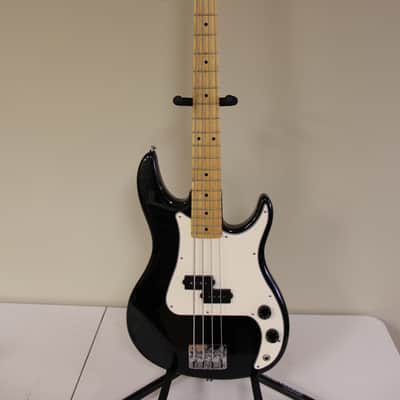 1991 Peavey Fury Bass w/bag image 1