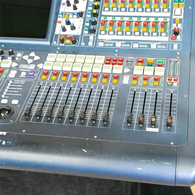 Midas PRO2 Live Digital Audio Mixing Console with Flight Case CG009VW *ASK FOR SHIPPING* image 3