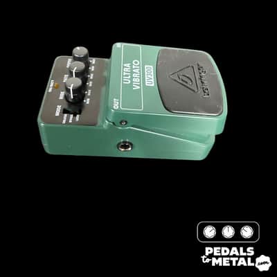 Behringer UV300 Ultra Vibrato Pedal-x13569 image 4