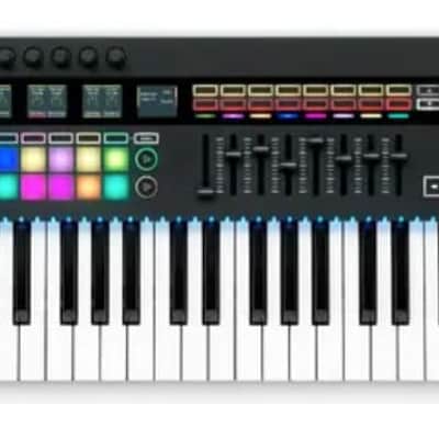 Novation 61 SL MKIII MIDI Controller 2018 - Present - Black