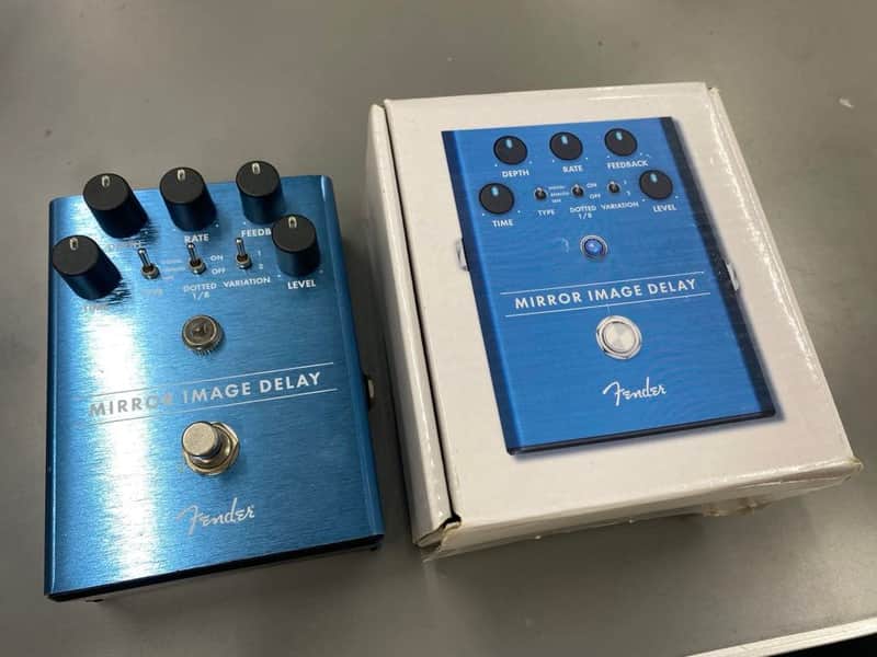 Fender MIRROR IMAGE DELAY