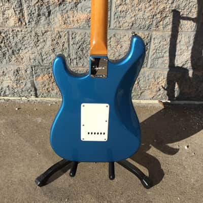 Squier Classic Vibe '60s Stratocaster Lake Placid Blue image 4