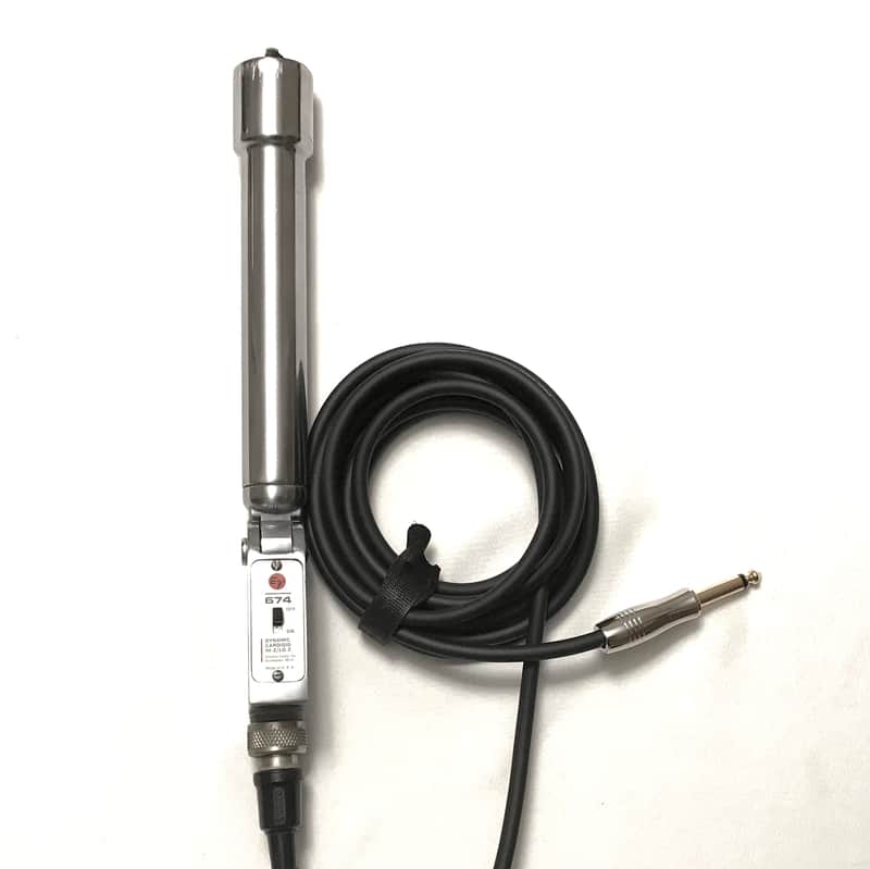 Electro-Voice 674 Cardioid Dynamic Microphone image 1