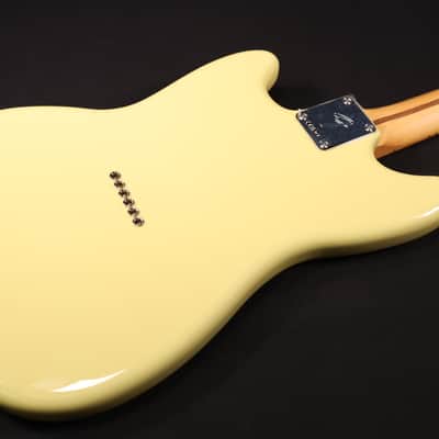 MINT Fender Player II Mustang Maple Fingerboard Hialeah Yellow 565 image 8