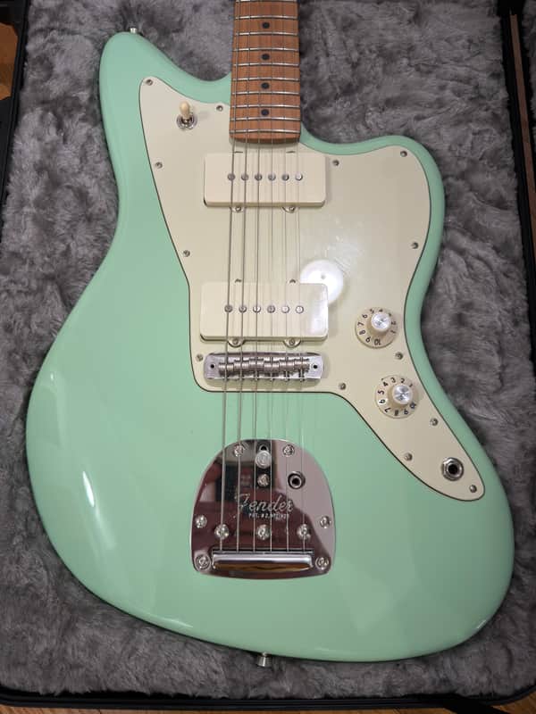Mod Shop Jazzmaster®, Roasted Maple Fingerboard, 3-Ply Mint Green Pickguard, Surf Green (06/29/2021)