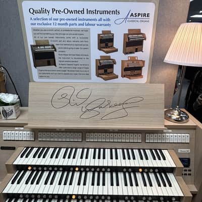 Rick Wakeman Signed Organ ( And played by Rick) + Ultra-Rare Signed MiniDisc image 3