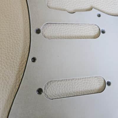Fender Stratocaster Aged Relic 3 ply Pickguard Parchment 62 59-62 image 5