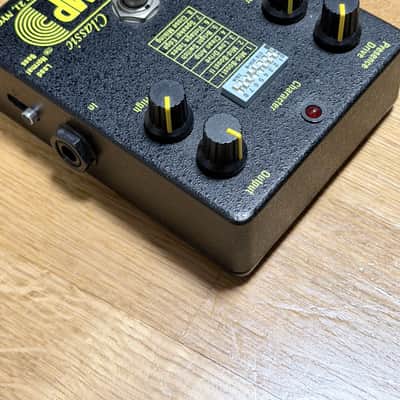 Tech 21 SansAmp Classic 2010s - Black with original box overdrive amp simulator image 3