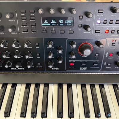 Sequential Pro 3 SE 37-Key 3-Voice Monophonic / Paraphonic Synthesizer 2020 - Present - Black with Wood Sides image 12