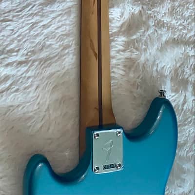 2024 Fender Offset Series limited edition Mustang Bass PJ with Pau Ferro Fretboard electric bass guitar image 5