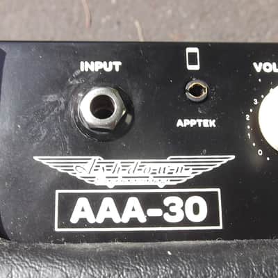 Ashdown AAA30-8 30-Watt 1x8" Bass Combo Amp image 4