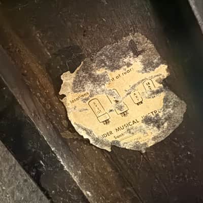 Fender Vibro Champ Amp vintage guitar amplifier - Made in USA 1962? 1966? image 6