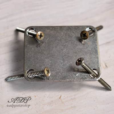 Gotoh Nickel aged Neck plate