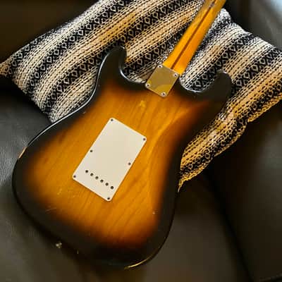 Fender Stratocaster 1954 - Sunburst image 3