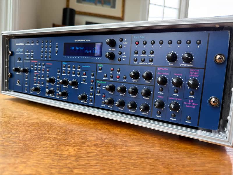Novation Supernova Polyphonic Rackmount Synthesizer in Flight Case image 1