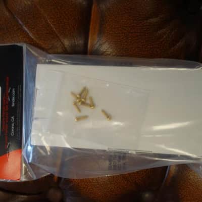Fender Vintage-Style Strat/Tele Tuners, Gold (6) image 2
