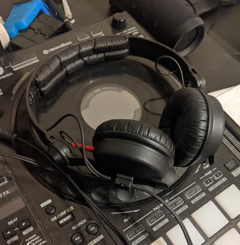 Sennheiser HD 25 Studio Headphones - Black image 1
