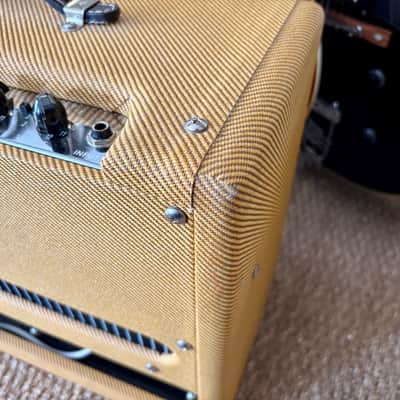 Fender Blues Junior Lacquered Tweed image 7