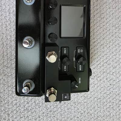 Line 6 HX Stomp 2018 - Present - Black, with extra Pedalnetics Footswitch image 6