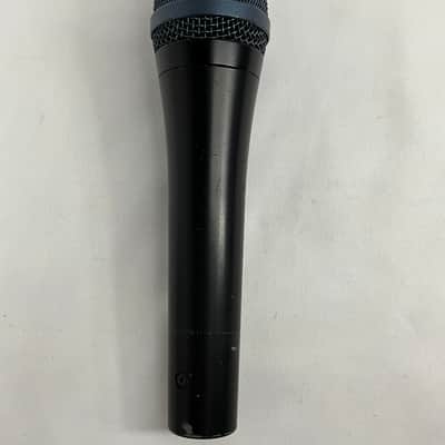 Sennheiser e935 Handheld Cardioid Dynamic Vocal Microphone 2003 - Present - Black image 9