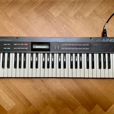 Roland Alpha Juno-1 49-Key Programmable Polyphonic Synthesizer 1985 - 1988 - Black
