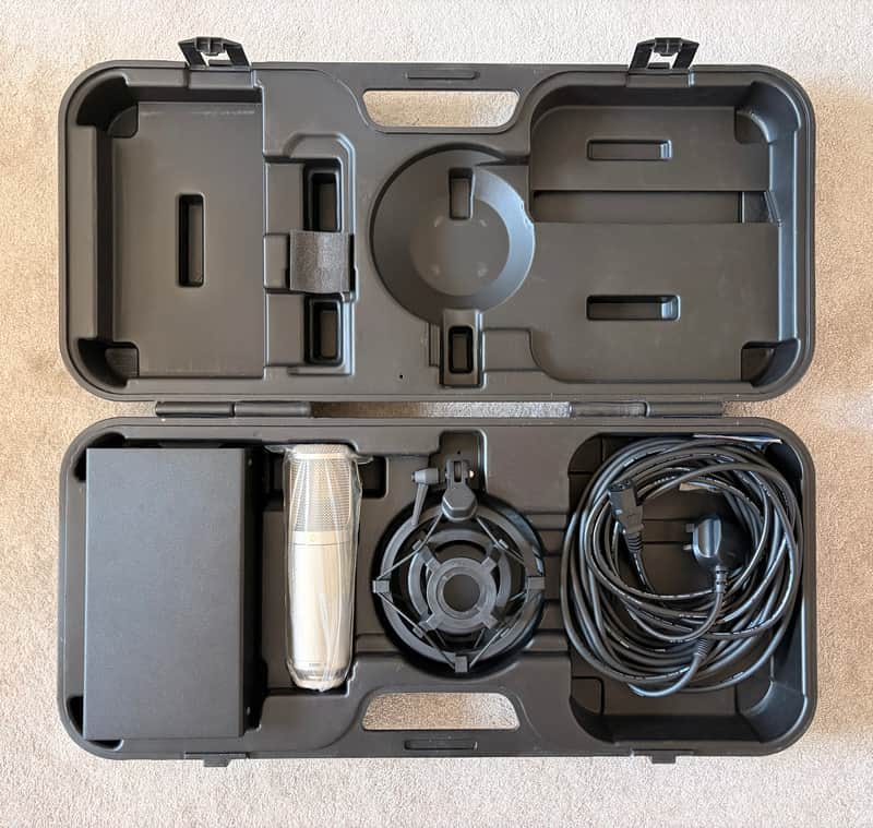 RODE K2 Valve Condenser Microphone – Excellent Condition – Complete image 1