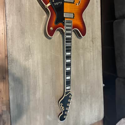 Hagstrom '67 Viking II 2023 - Present - Vintage Sunburst image 4