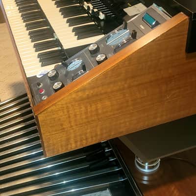HAMMOND X-66 Organ in MINT, W/122 LESLIE w/Auto-Vari 64 drum machine all mint/w/video image 8