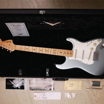 Fender 2005 Custom Shop Limited Edition '66 Stratocaster Closet Classic in Firemist Silver Metallic w/Custom '65 Strat Pickups (RWRP Middle), 2-Piece Select Alder Body, 21 Medium Jumbo Frets, '65 Strat C Neck Profile & Nitrocellulose Lacquer image 10