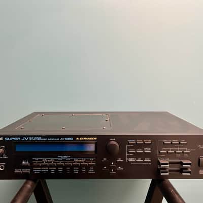 Roland JV-1080 64-Voice Synthesizer
