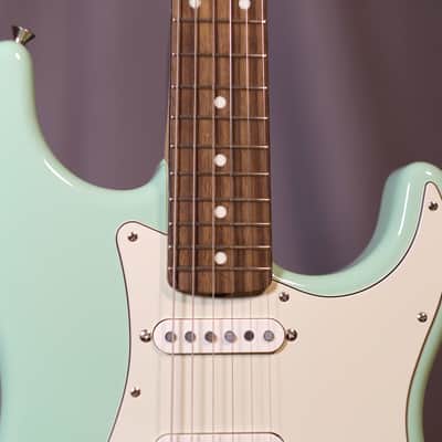 Fender MIJ Traditional II '60s Stratocaster 2025- Surf Green image 4