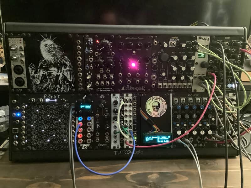 Tiptop Audio Mantis Eurorack Case + Extras image 1