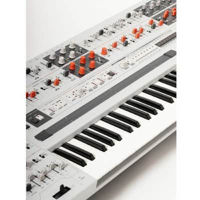 UDO Audio Super Gemini 20-Voice Dual Layer Polyphonic Binaural Analogue Hybrid Synthesiser (B-STOCK) image 4