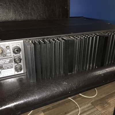 Traynor Dynabass 400t Bass Amplifier image 4