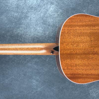 Taylor Gold Label 517E ~ Secondhand image 3