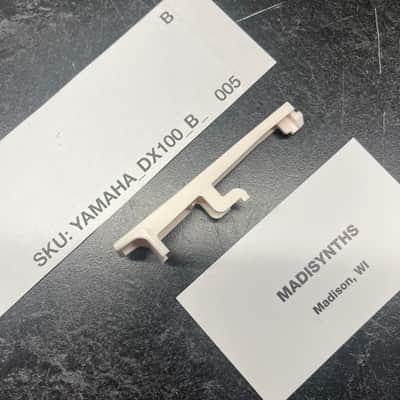 ORIGINAL Yamaha Replacement B Key (CB040400) for DX100, CS01 image 3