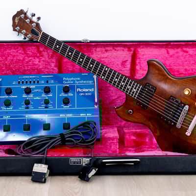 1984 Roland G-300 Vintage Synthesizer + G-303 Electric Guitar Controller w/ Cases, Japan