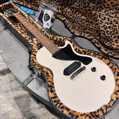 Epiphone Billie Joe Armstrong Signature Les Paul Junior Classic White image 4