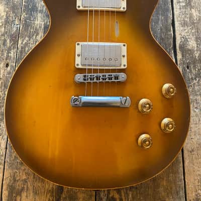 Gibson Les Paul Standard 2000 Aged Honey Burst Plaintop Non Chambered w/ Headstock Repair image 6