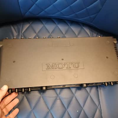 MOTU 8Pre-es Thunderbolt / USB 2.0 Audio Interface 2018 - Present - Black image 3