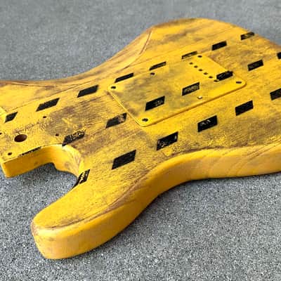 Area 51 Stratocaster S Type Custom Relic Guitar Body Pickguard Alien Light Weight image 6