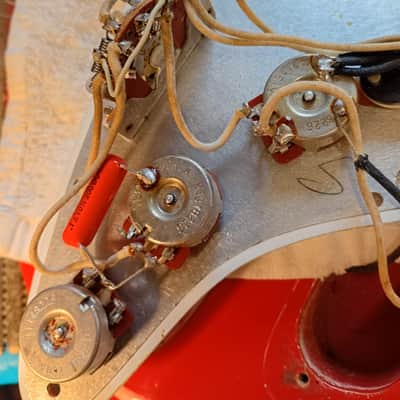 Fender Stratocaster AVRI '62, 1982 Fullerton, Fiesta Red, V-Neck, All Original image 16