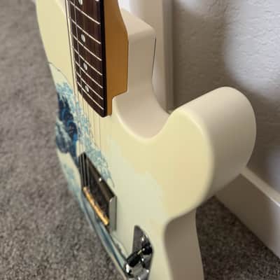 Fender Japan Esquire “The Great Wave Off Kanagawa” Hokusai RARE In the US! image 3