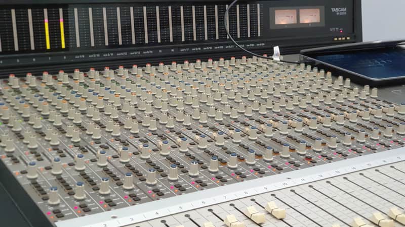 Tascam M3500 1990 24 channel image 1