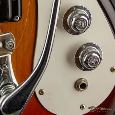 1984 Mosrite Ventures Model image 9
