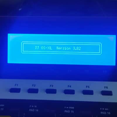 Akai MPC 2500 Special Edition + JJOS XL 3.82 + 120 GB HDD image 6