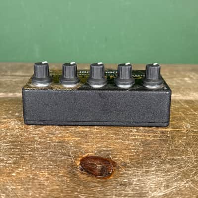Neunaber Audio Iconoclast Speaker Emulator 2010s - Black/Gold image 7