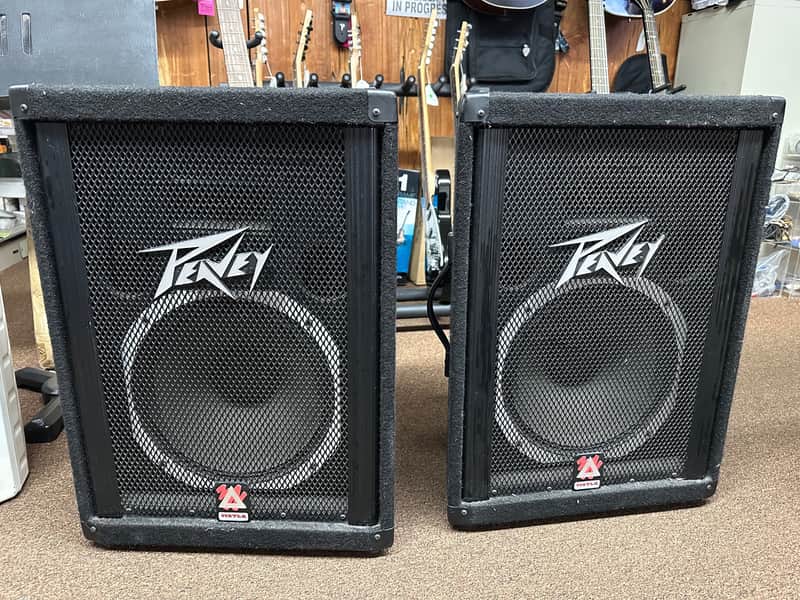 Used Peavey Electronics Monitor Speakers Set of 2 112TLS Local Pickup Item image 1