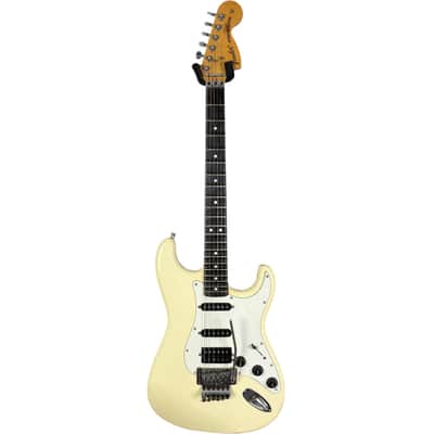 Fender Japan 72 Reissue Stratocaster 1984-1987 - Vintage White image 3